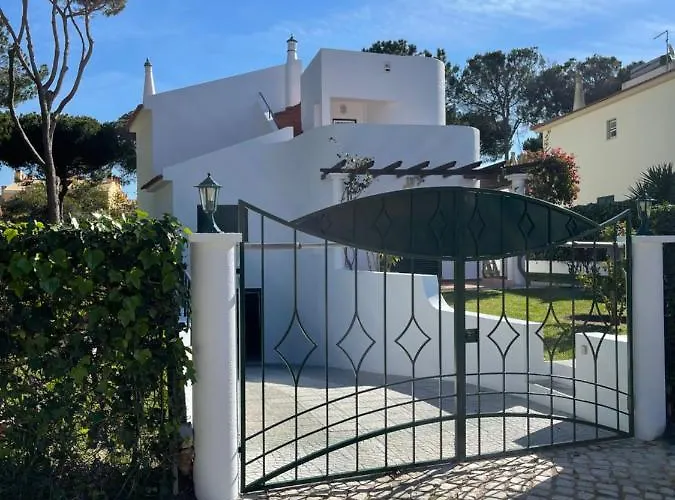 Algarvila بيت للعطل