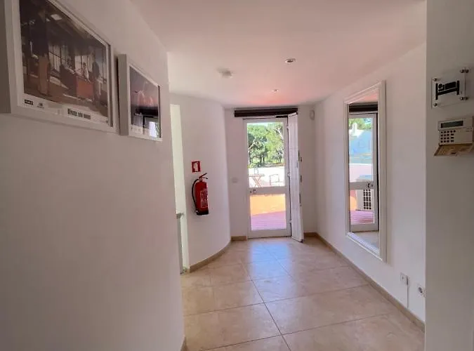 Algarvila * Βιλαμούρα