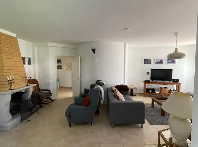 Algarvila * Βιλαμούρα